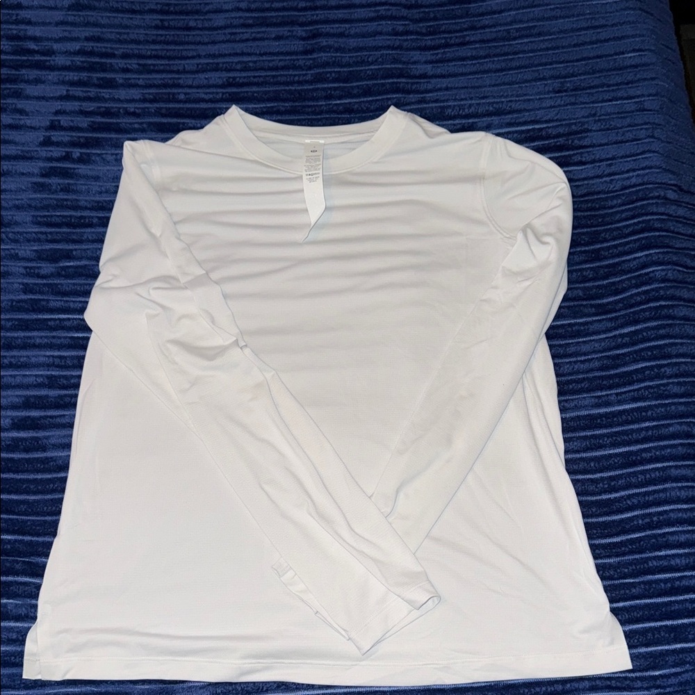 lululemon athletica White ultralight hip length long-sleeve shirt